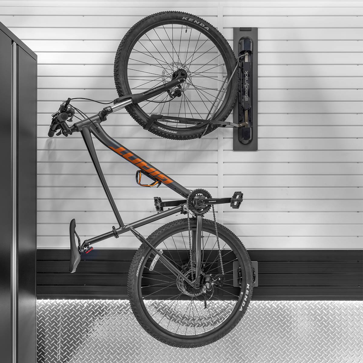 Garage Living - LINEA Steady Rack